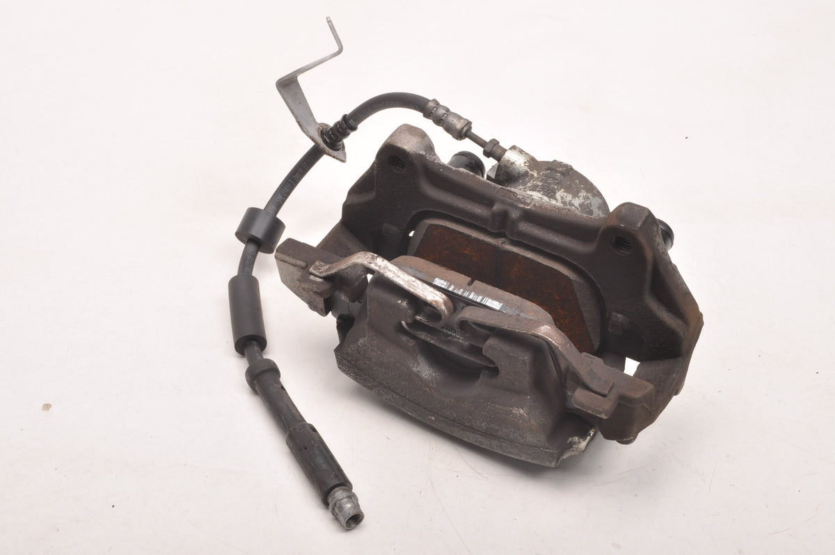 VOLVO XC40 XC60 II XC90 II 2.0 B5 B4 BRAKE CALIPER LEFT FRONT 31665740