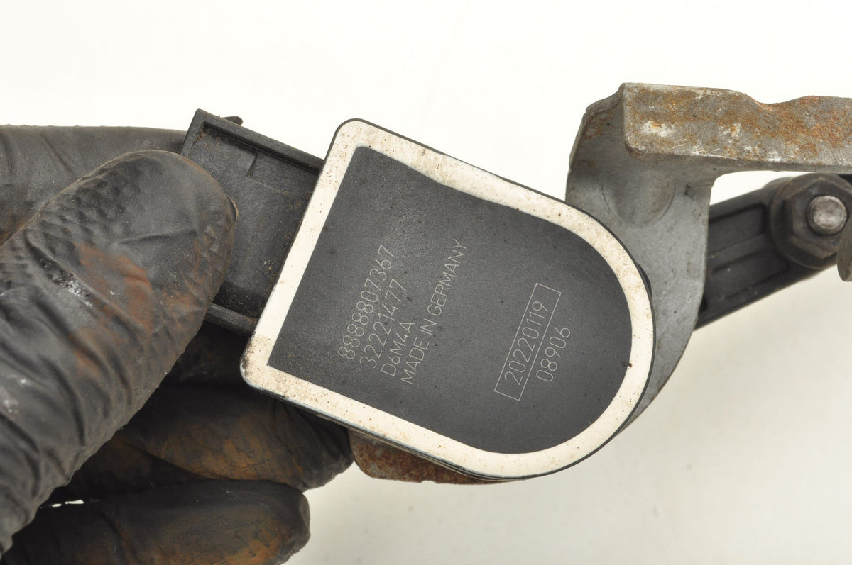 VOLVO XC40 XENON LEVELING SENSOR 32221957