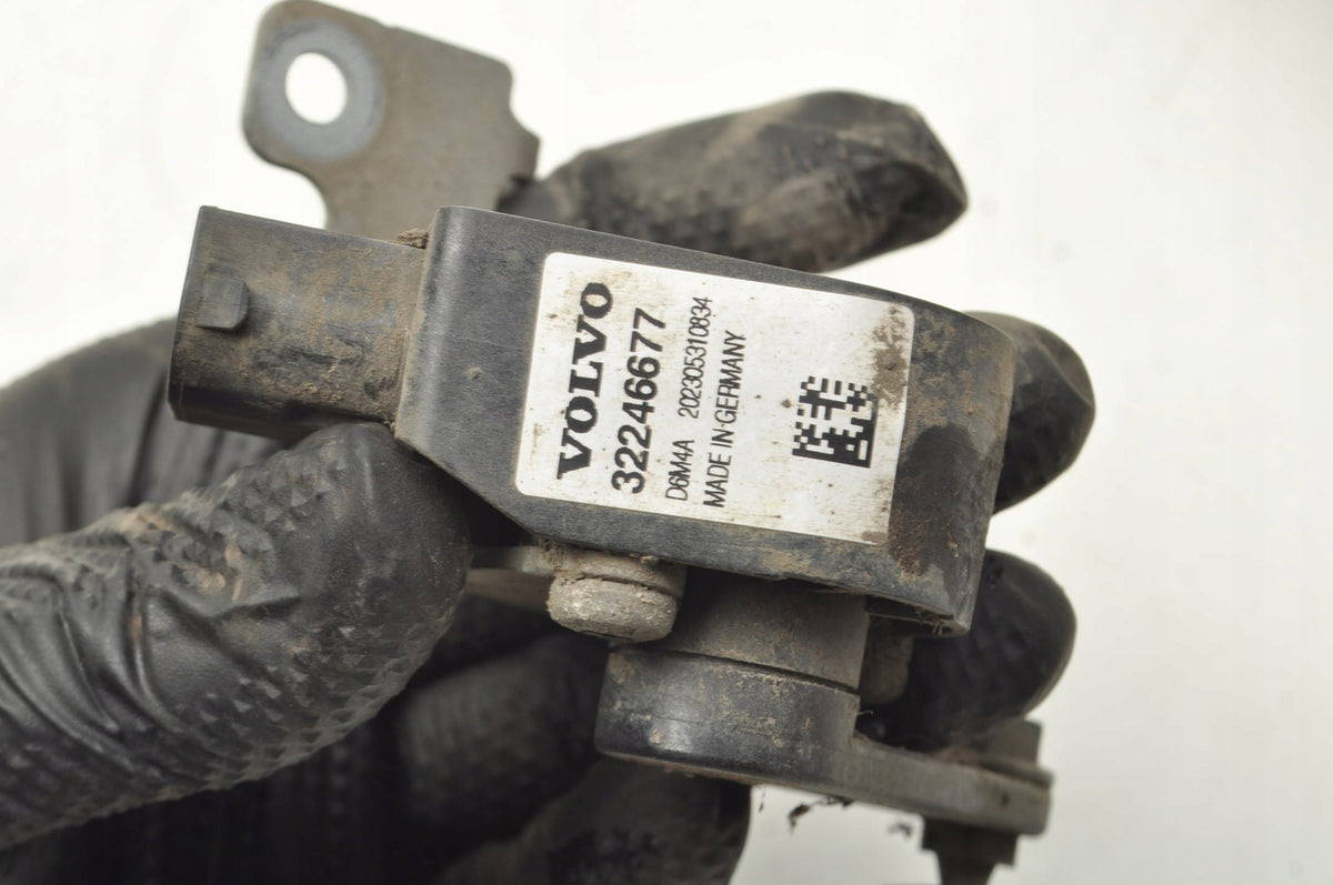 VOLVO XC40 XENON LEVELING SENSOR 32246677 32221477
