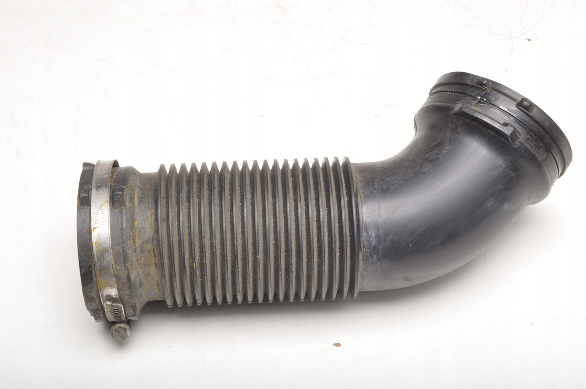 VOLVO XC60 2.0 T5 245KM AIR INTAKE PIPE 31319688 2013/10 - 2017/02