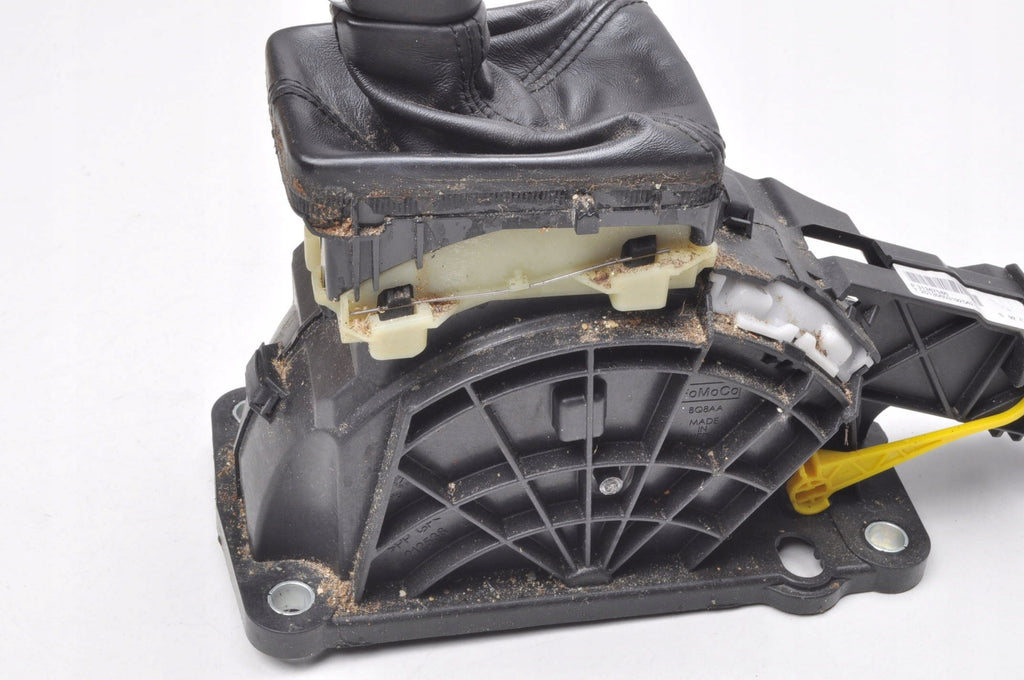 VOLVO XC60 AND 2.0 D3/D4 SELECTOR GEARBOX JACK 31367586