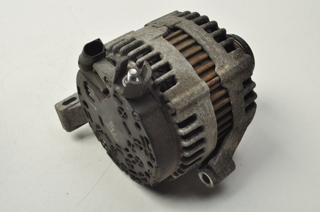 VOLVO XC60 AND 2.4 D5 ALTERNATOR 30659341
