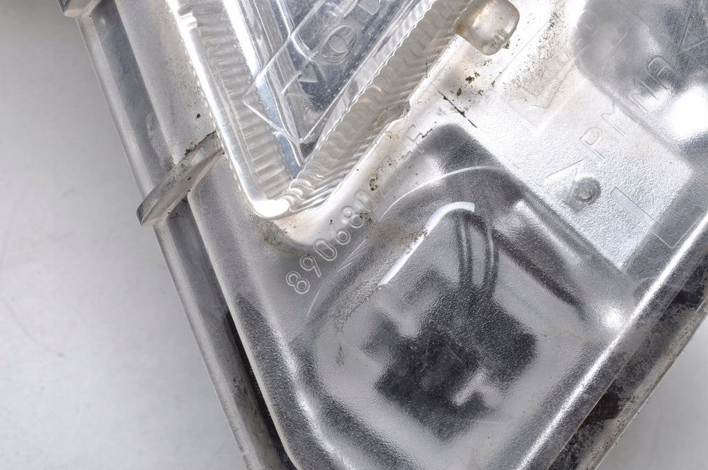VOLVO XC60 AND DAYTIME RUNNING LAMP LEFT 89068027-F
