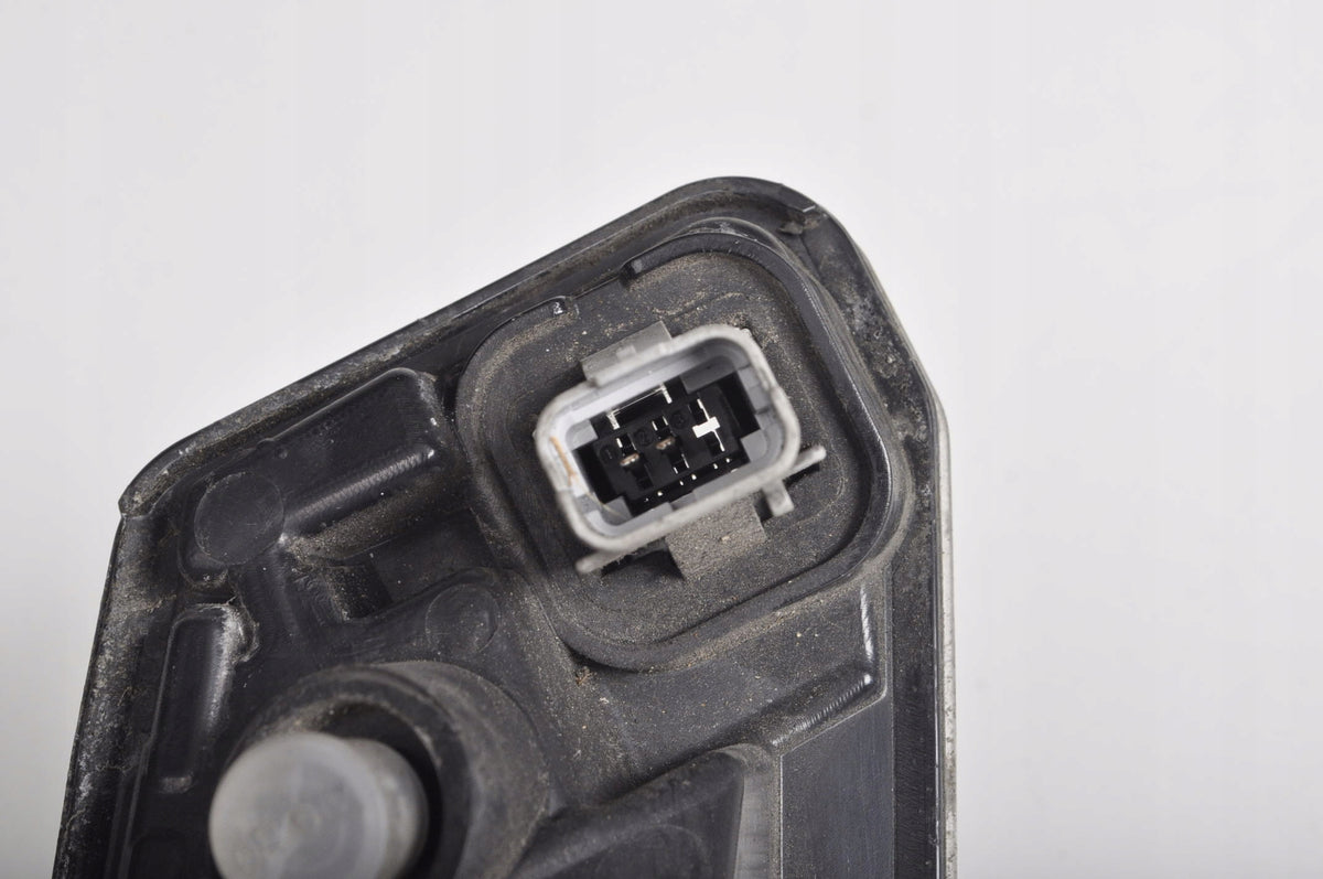 VOLVO XC60 AND DAYTIME RUNNING LAMP RIGHT