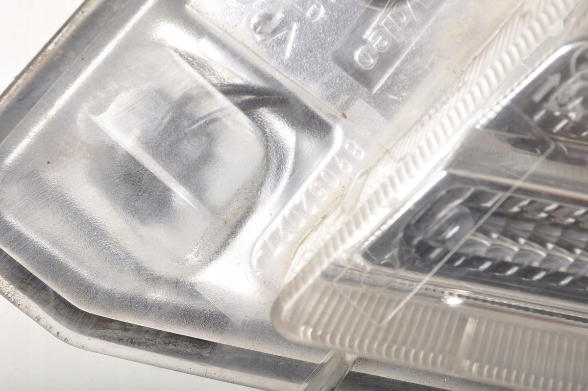VOLVO XC60 AND DAYTIME RUNNING LAMP RIGHT LED 89052027-Y
