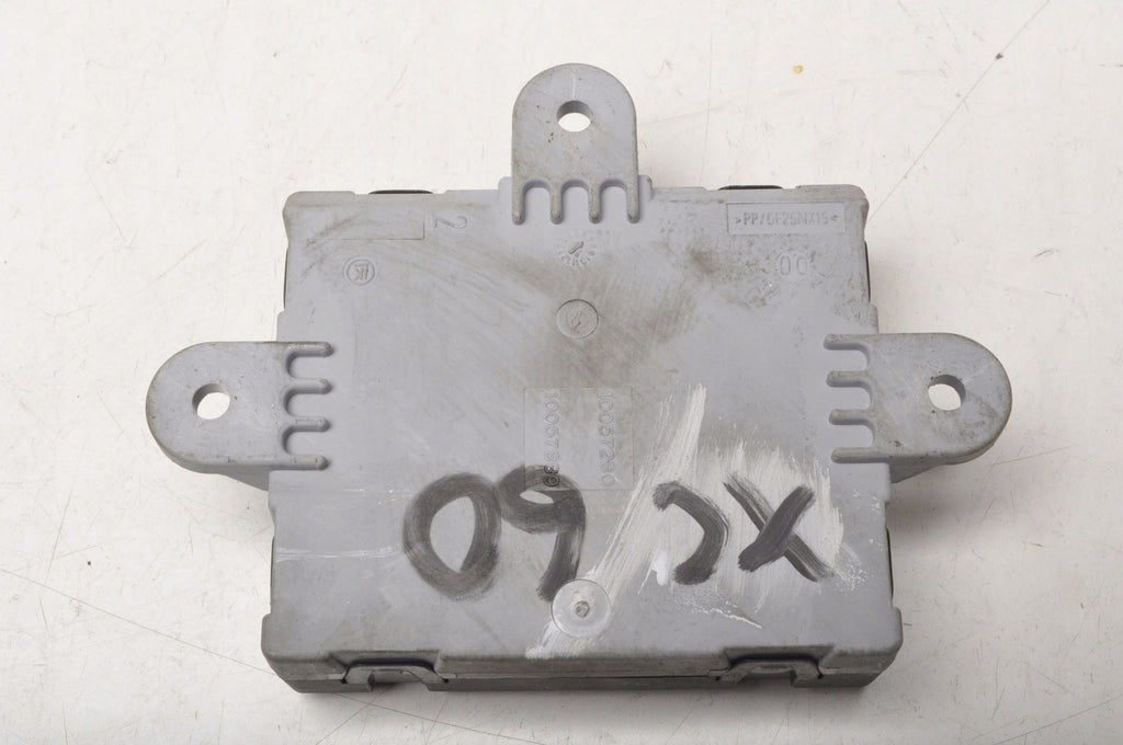 VOLVO XC60 AND DOOR CONTROLLER MODULE 31343030