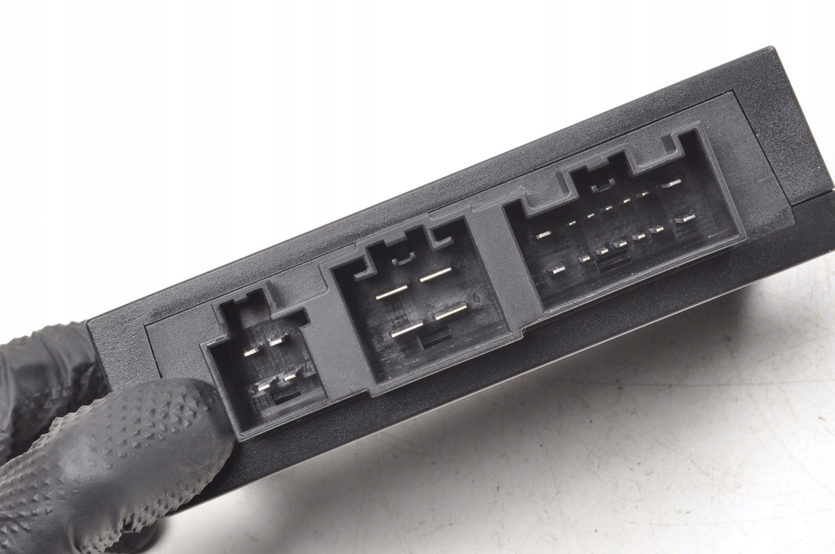 VOLVO XC60 AND FLAP CONTROLLER MODULE 31297488