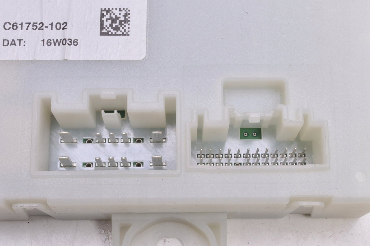 VOLVO XC60 AND FLAP CONTROLLER MODULE 31415781