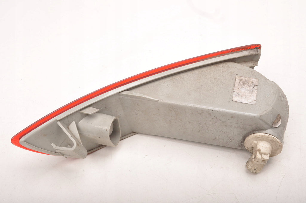 VOLVO XC60 AND FOG LAMP REAR LEFT 89074901 SUV