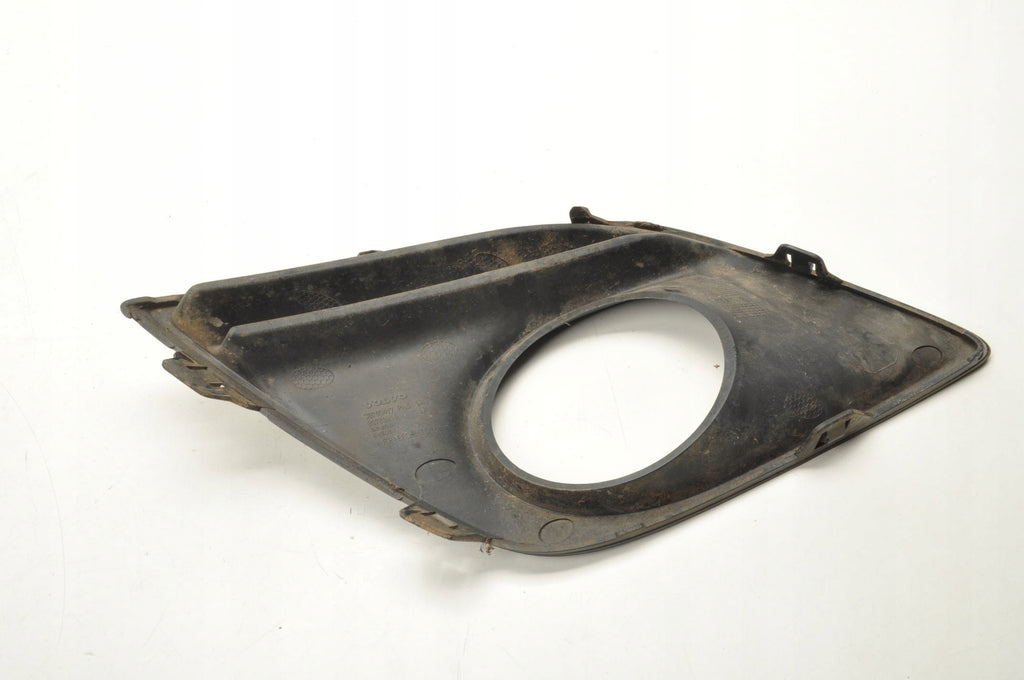 VOLVO XC60 AND FRAME HALOGEN GRILLE LEFT BUMPER 30763417