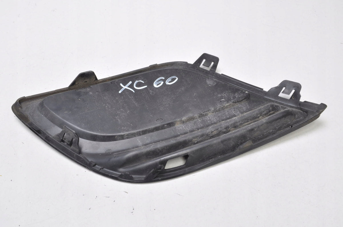 VOLVO XC60 AND GRILLE DUMMY BUMPER 31290657 LEFT