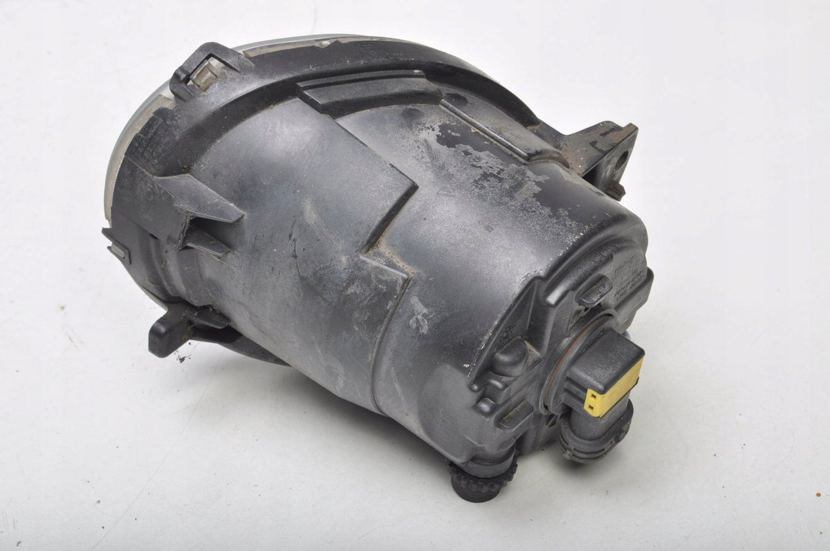 VOLVO XC60 AND HALOGEN RIGHT