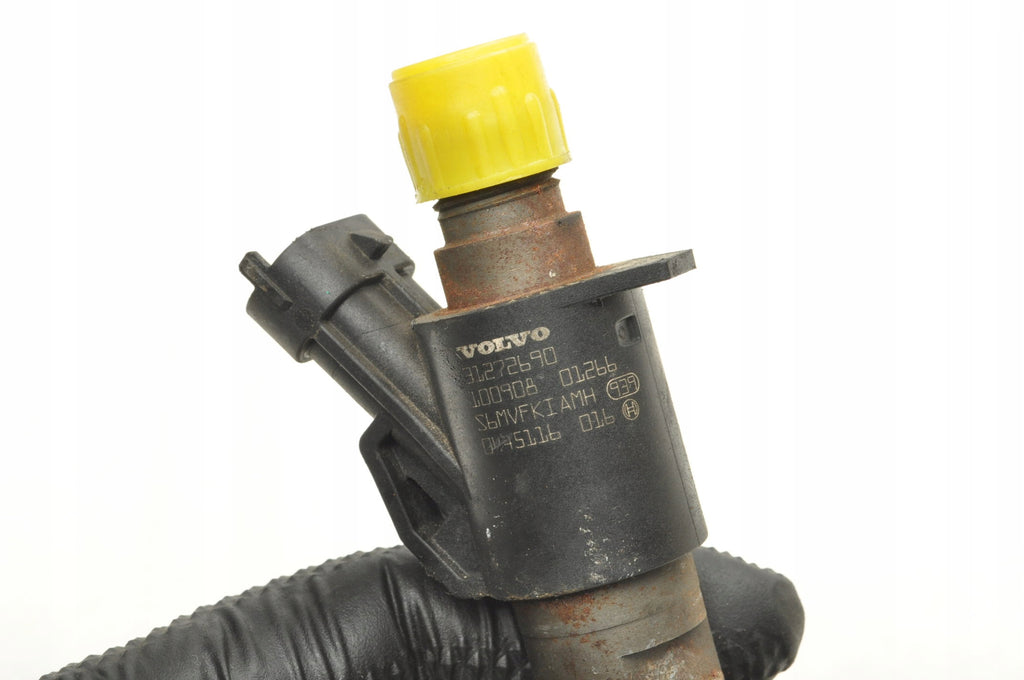 VOLVO XC60 AND INJECTION INJECTOR 31272690 0445116016