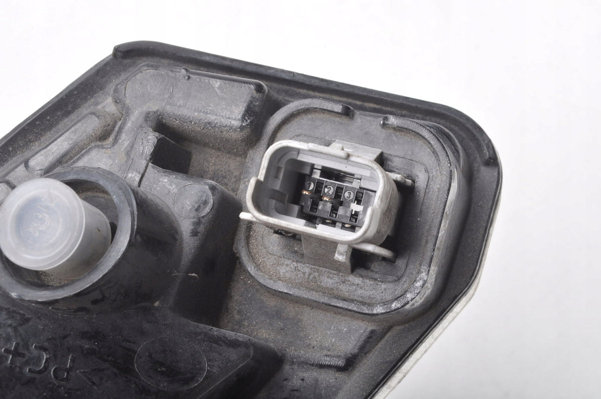 VOLVO XC60 AND LED LAMP 31290874 RIGHT