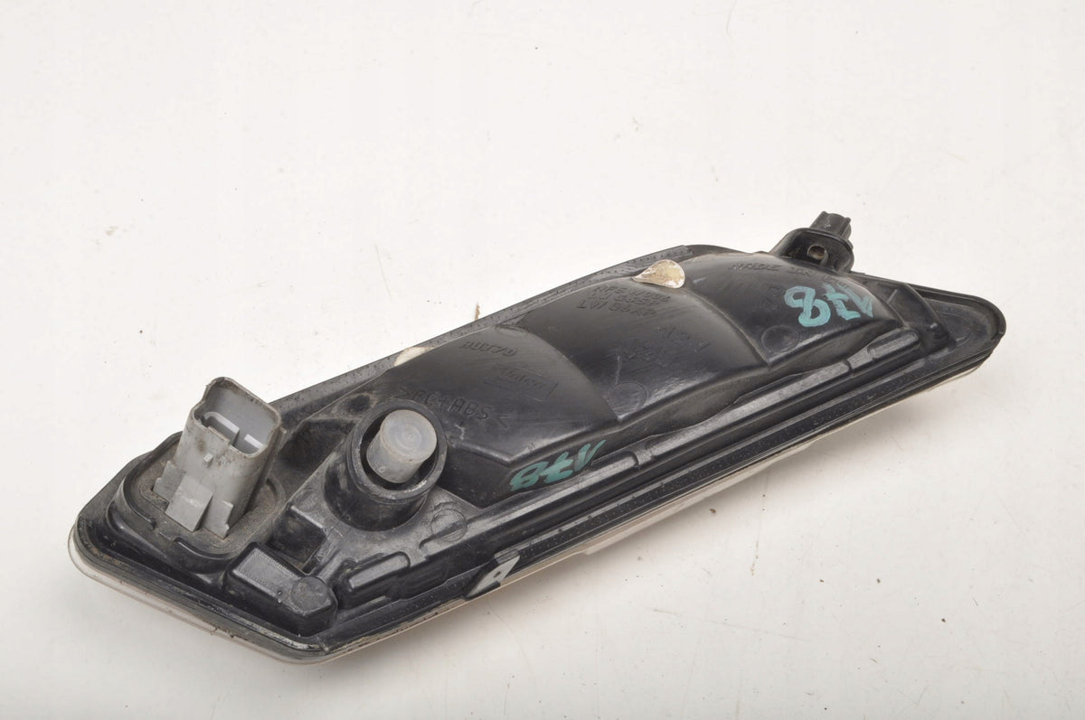 VOLVO XC60 AND LED LAMP RIGHT 89052027