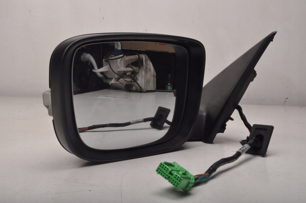 VOLVO XC60 AND LEFT ELECTRIC MIRROR 14 PIN LIFT
