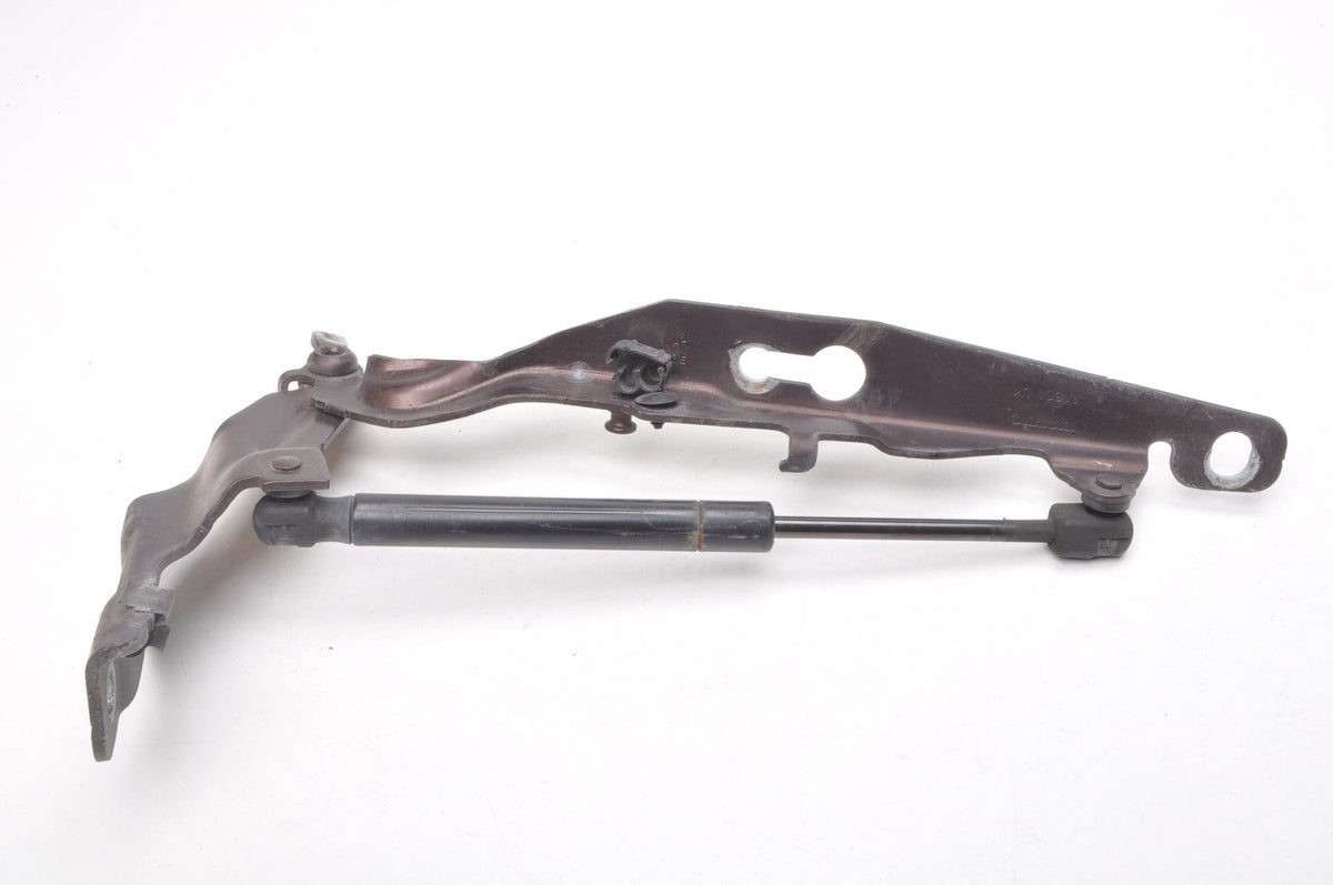 VOLVO XC60 AND LIFT MASK HINGE 31385814 30784935 LEFT 712-16
