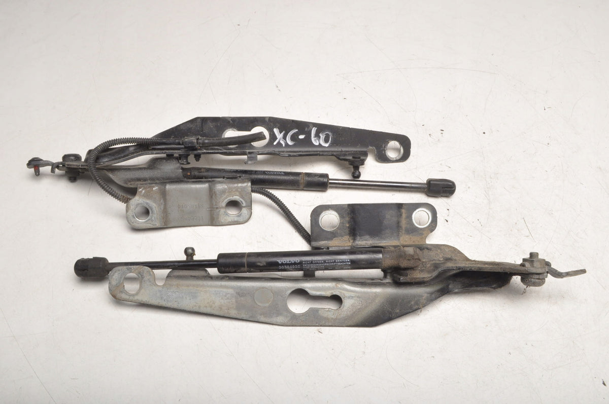 VOLVO XC60 AND MASK HINGE 31385814 31385815 SET