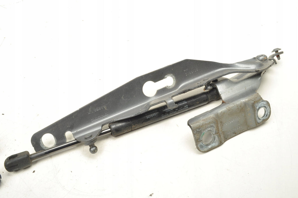 VOLVO XC60 AND MASK HINGE 31385815 31385814 SET 714-16