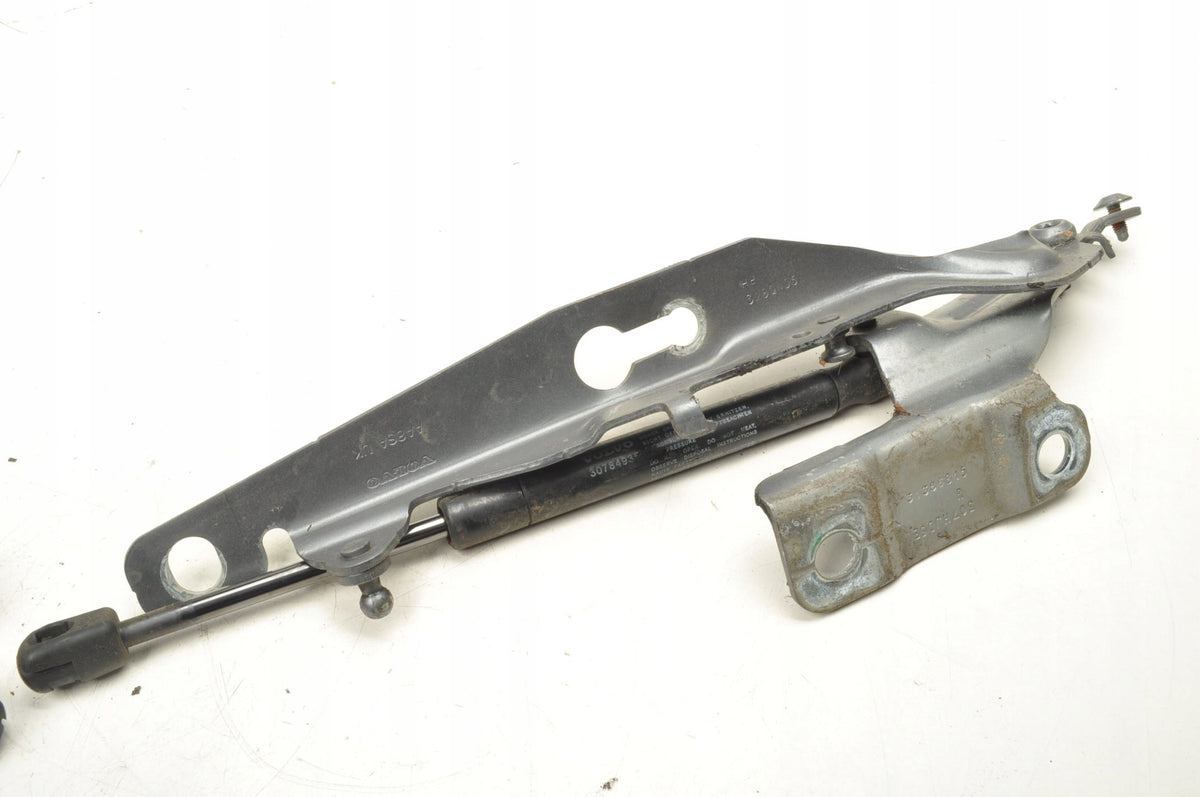 VOLVO XC60 AND MASK HINGE 31385815 31385814 SET 714-16