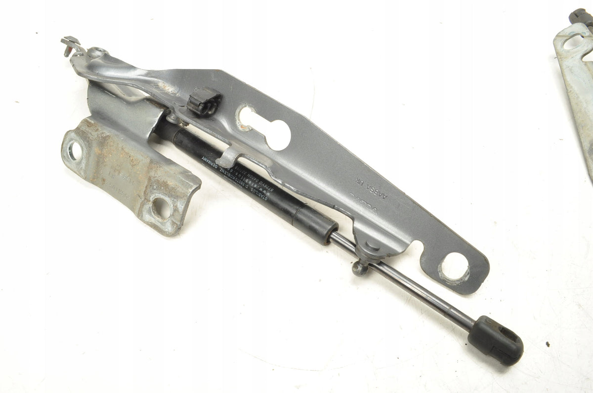 VOLVO XC60 AND MASK HINGE 31385815 31385814 SET 714-16