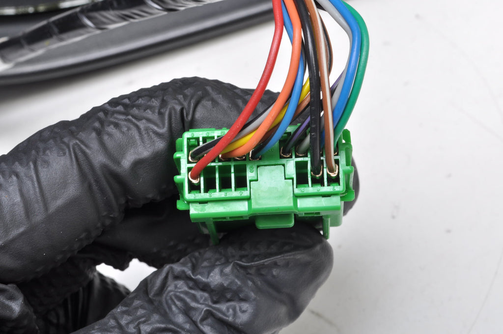 VOLVO XC60 AND MIRROR RIGHT ELECTRIC LIFT 12 PIN