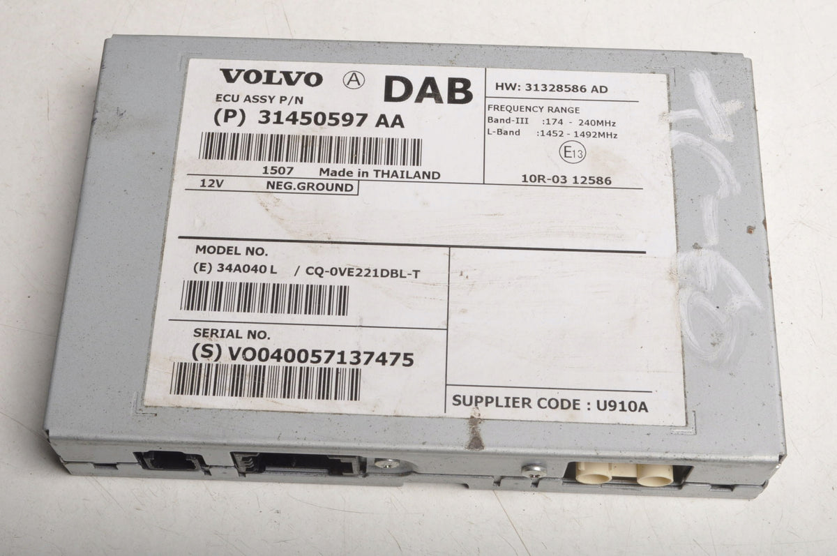 VOLVO XC60 AND RADIO AMPLIFIER 31450597AA