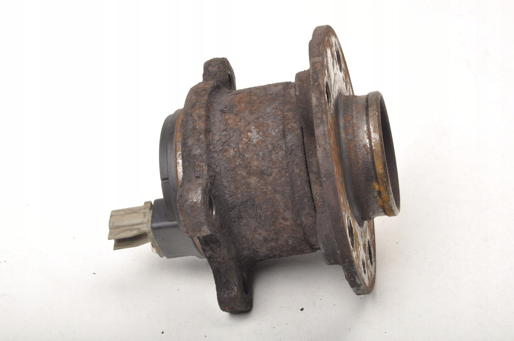 VOLVO XC60 AND REAR LEFT HUB