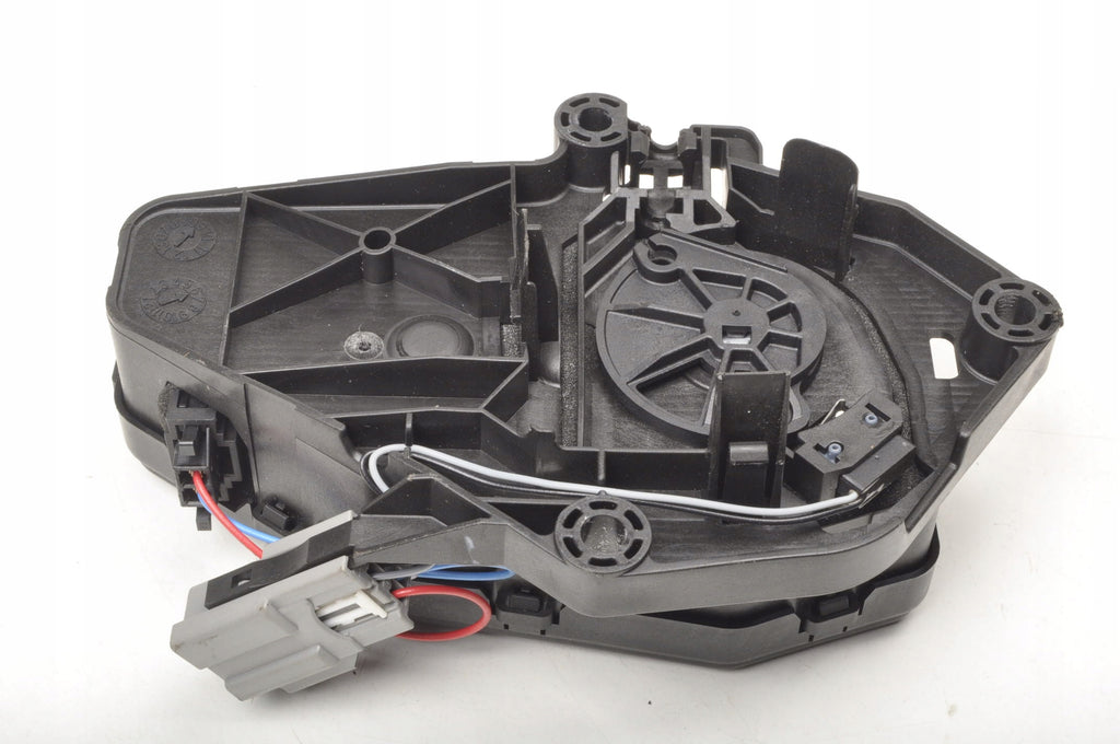 VOLVO XC60 AND TAILGATE PULL 30784562