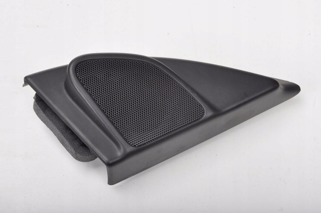 VOLVO XC60 AND TRIANGLE CAP RIGHT 30761586