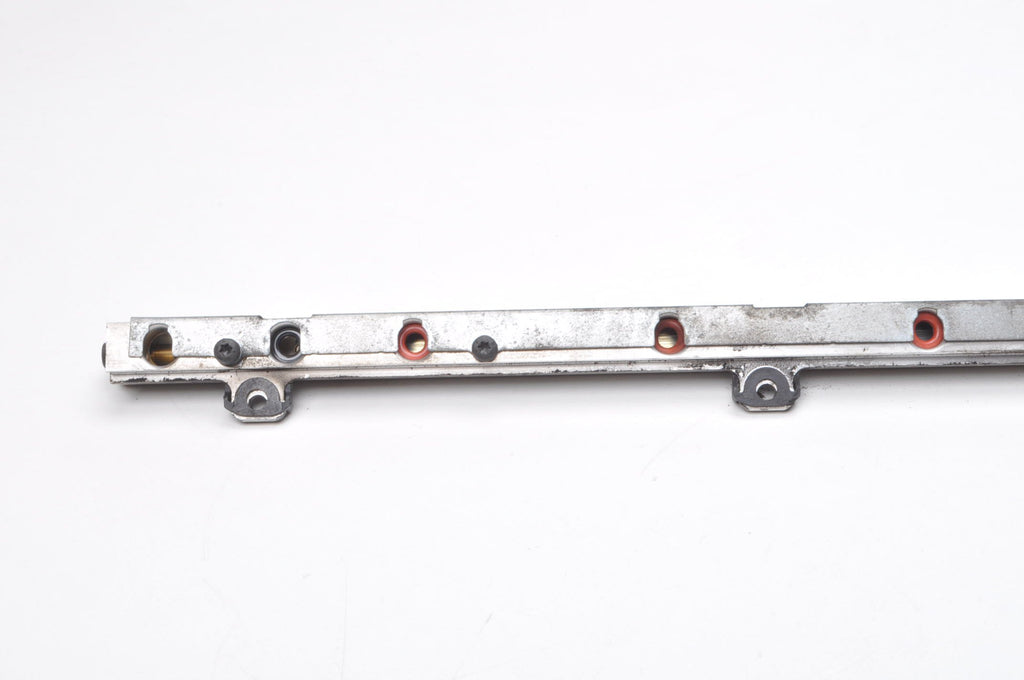 VOLVO XC60 AND V70 III S80 II 3.0 T6 INJECTION RAIL INJECTION MOLDING 7G9N-9H487-AC