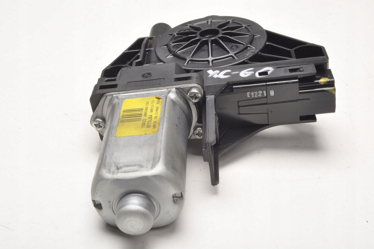 VOLVO XC60 AND WINDSCREEN MOTOR LEFT FRONT 966268-102