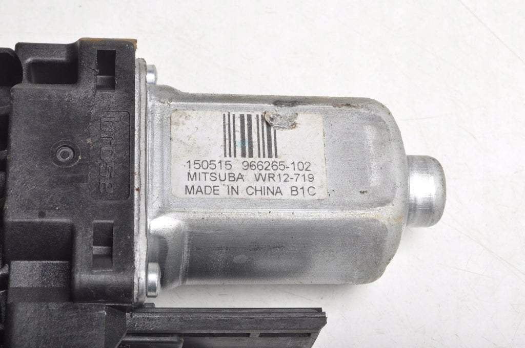 VOLVO XC60 AND WINDSCREEN MOTOR RIGHT REAR 966265-102