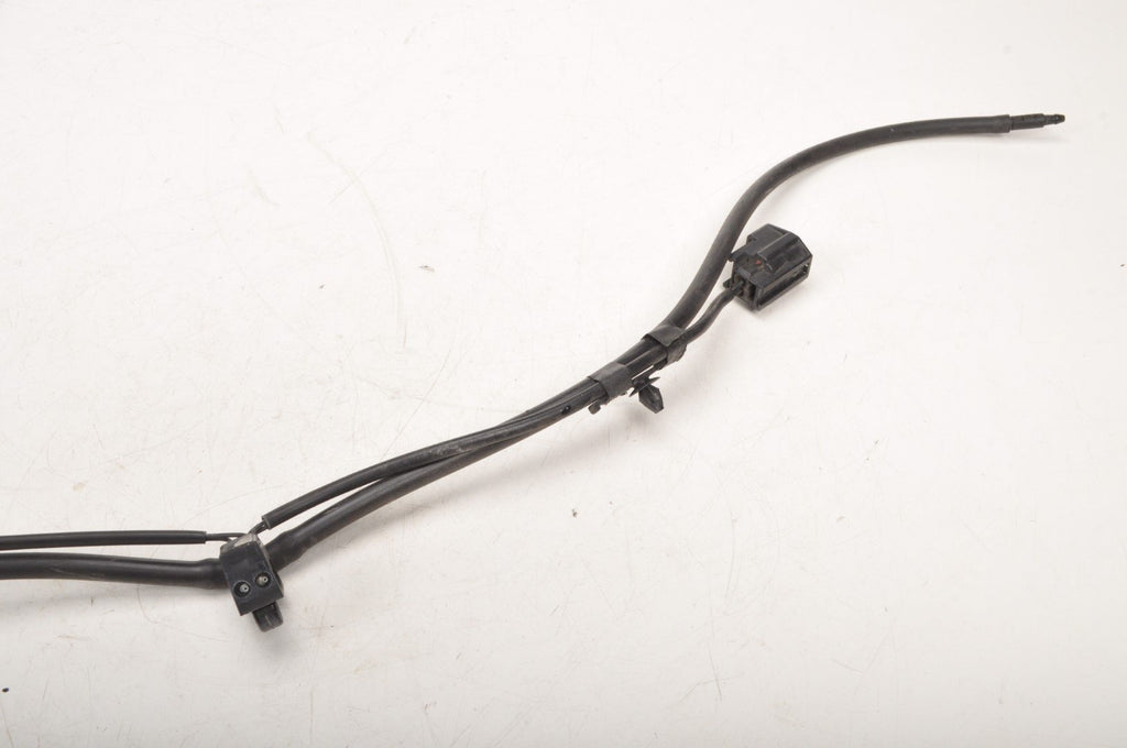 VOLVO XC60 AND WINDSCREEN WASHER NOZZLES