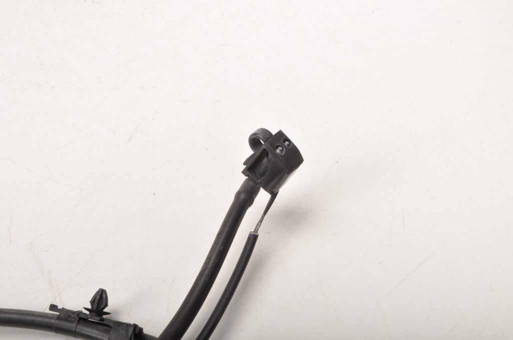 VOLVO XC60 AND WINDSCREEN WASHER NOZZLES