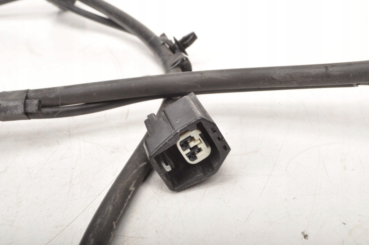 VOLVO XC60 AND WINDSCREEN WASHER NOZZLES
