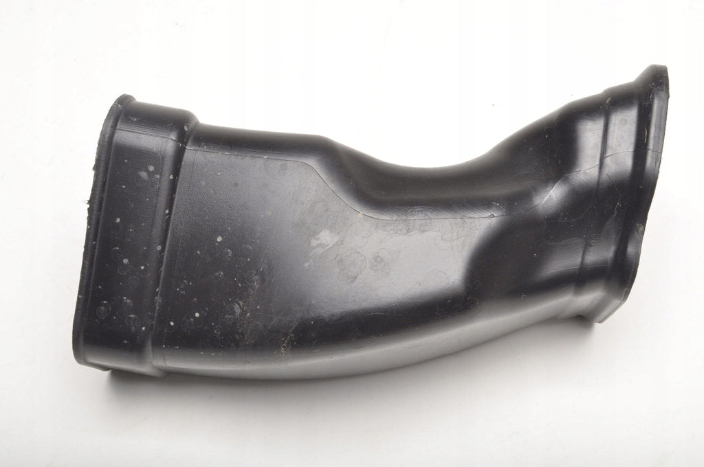 VOLVO XC60 II 2.0 16V B5 AIR INTAKE PIPE 31439509