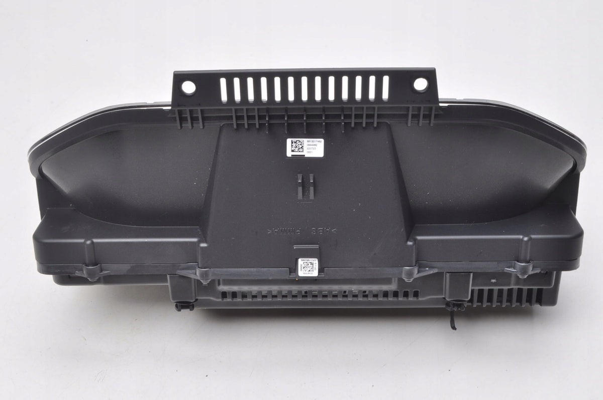 VOLVO XC60 II 2.0 16V B5 Mild-Hybrid COUNTER CLOCKS 2023 R 32374994AA