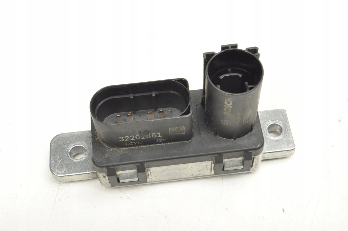 VOLVO XC60 II 2.0 16V B5 Mild-Hybrid GLOW PLUG RELAY 32202461