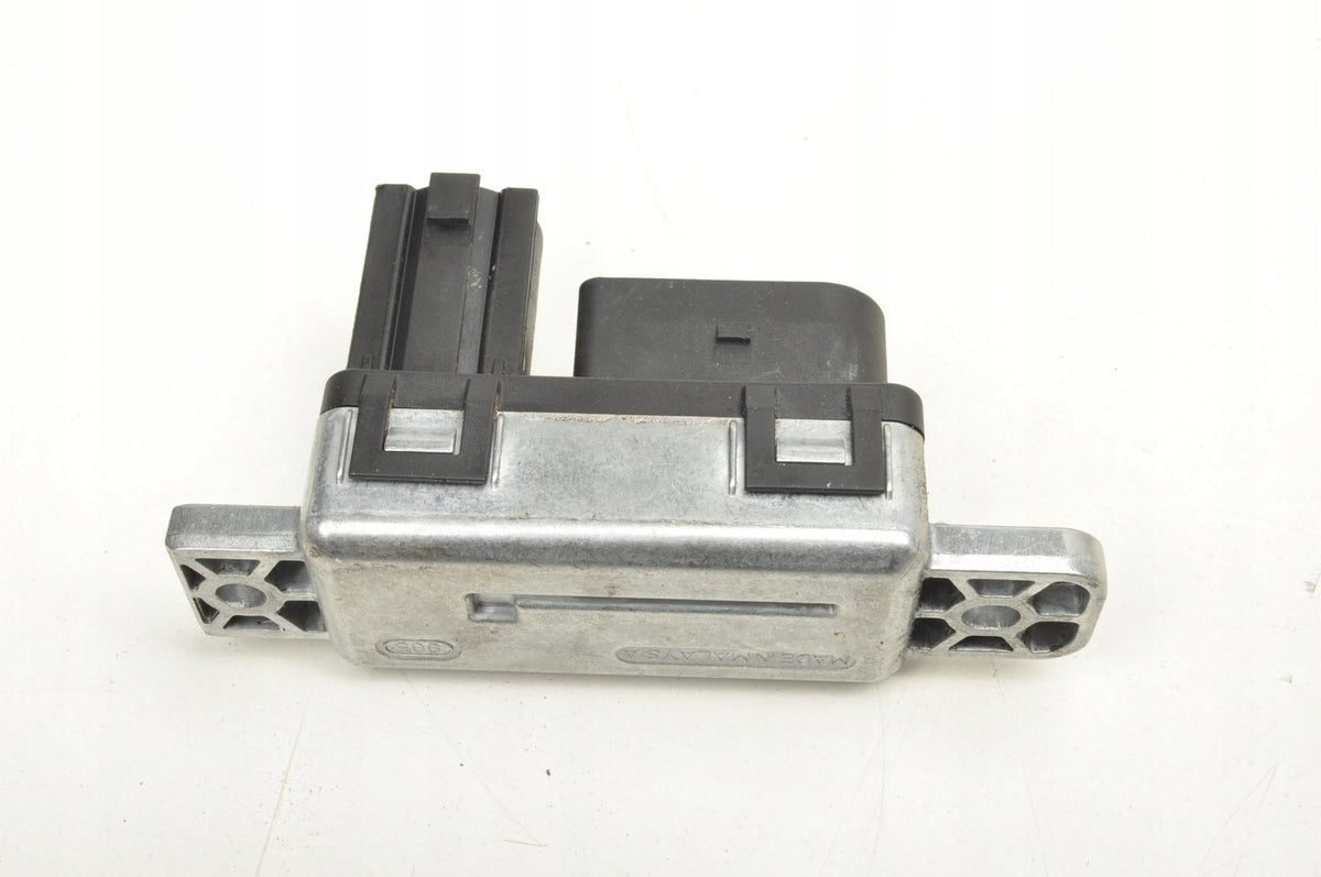 VOLVO XC60 II 2.0 16V B5 Mild-Hybrid GLOW PLUG RELAY 32202461