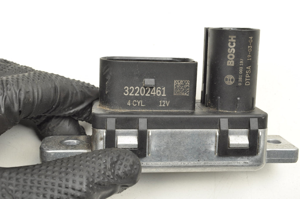 VOLVO XC60 II 2.0 16V B5 Mild-Hybrid GLOW PLUG RELAY 32202461