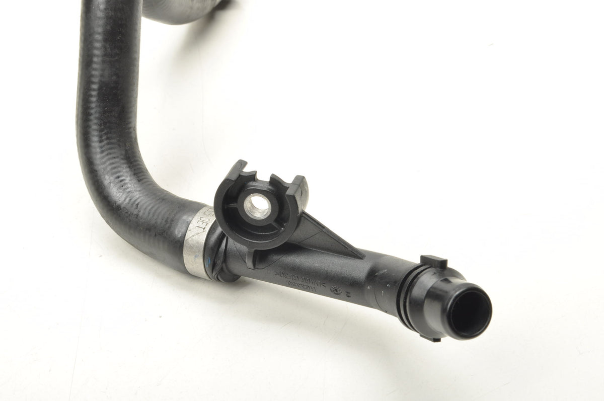 VOLVO XC60 II 2.0 16V B5 Mild-Hybrid PIPE WATER CABLE 2026