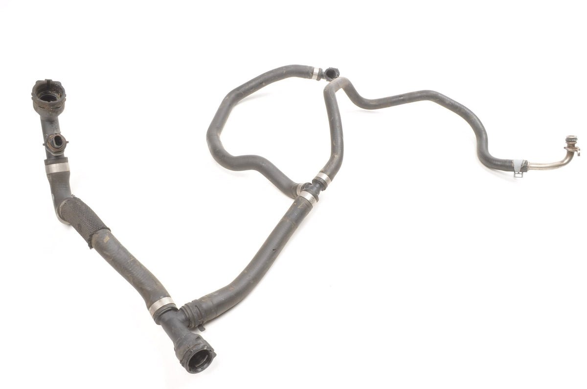 VOLVO XC60 II 2.0 16V B5 PIPE WATER LINE 31679020