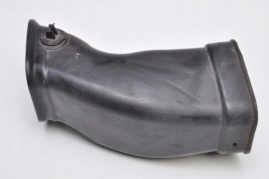 VOLVO XC60 II 2.0 D4 190KM AIR INTAKE PIPE 31439509