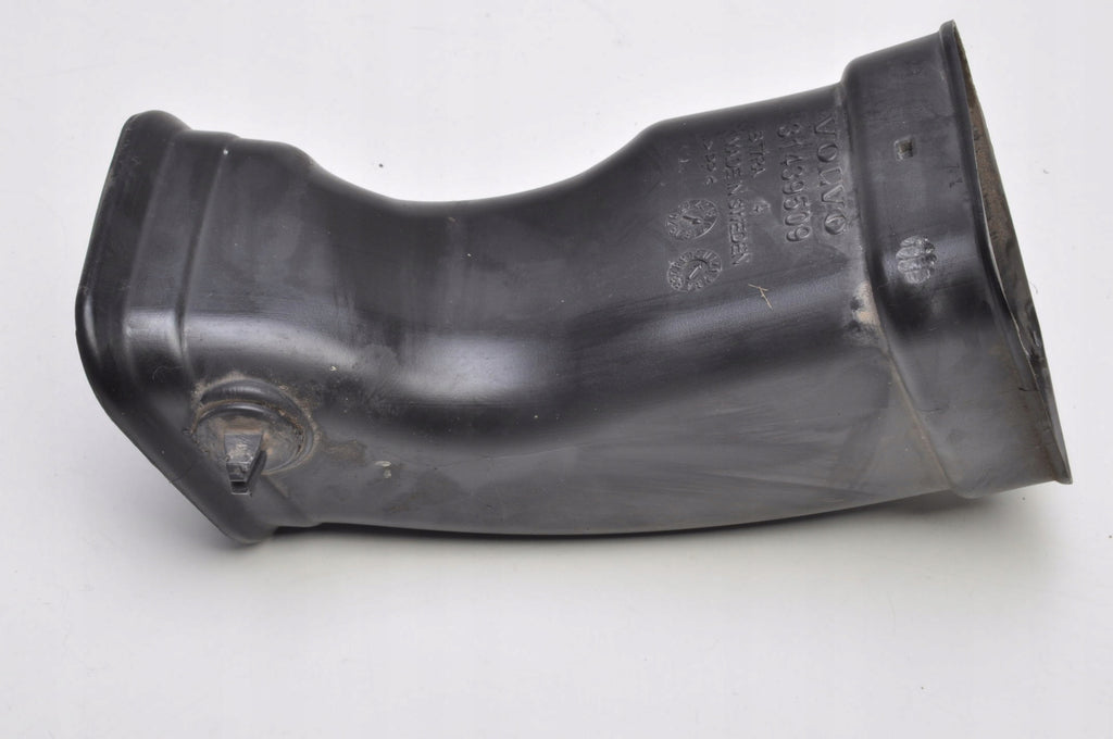VOLVO XC60 II 2.0 D4 190KM AIR INTAKE PIPE 31439509