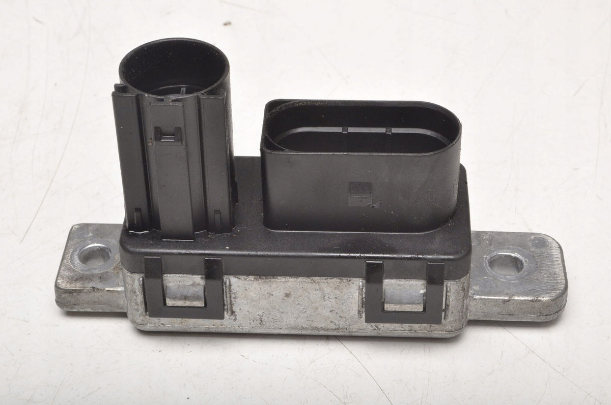 VOLVO XC60 II 2.0 D5 235 KM GLOW PLUG RELAY 0281003154