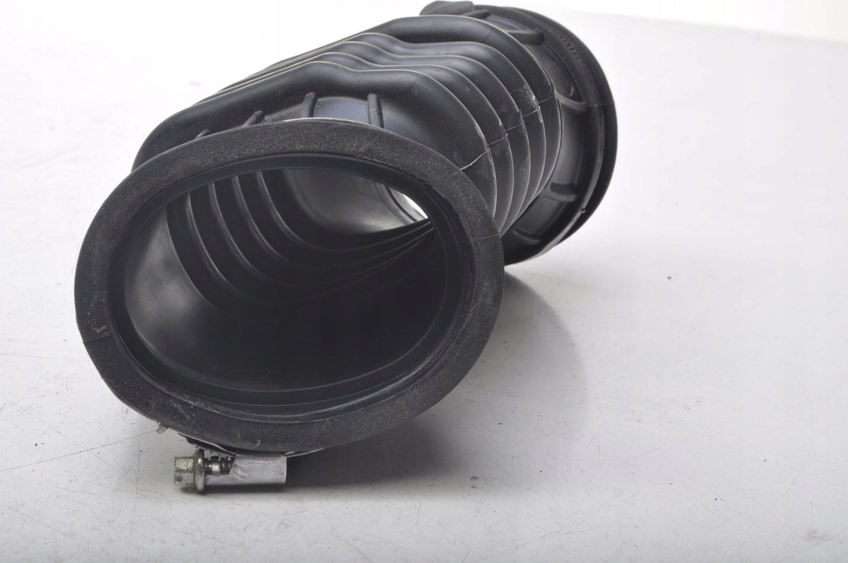 VOLVO XC60 II 2.0 T6 AIR INTAKE PIPE 31370326