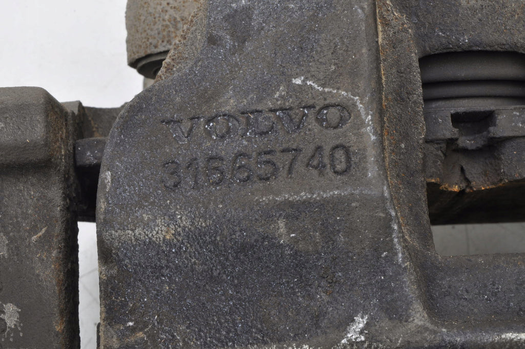 VOLVO XC60 II BRAKE CALIPER LEFT FRONT 31665740
