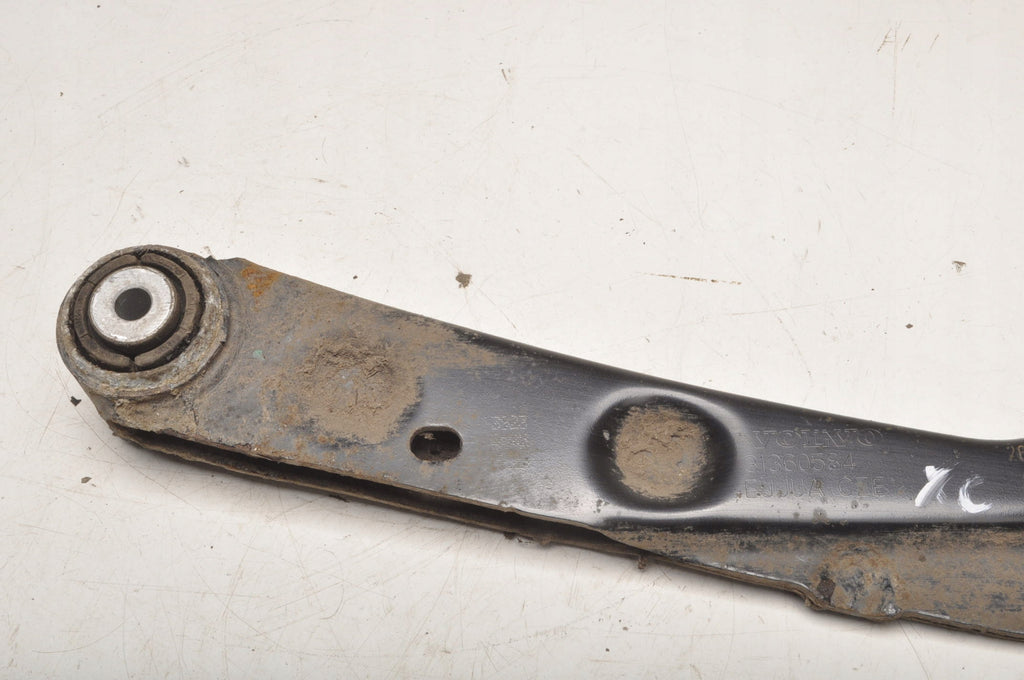 VOLVO XC60 II CONTROL ARM LEFT REAR 31360584