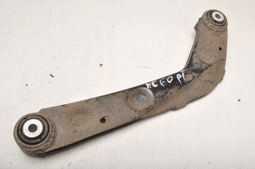 VOLVO XC60 II CONTROL ARM RIGHT REAR 31360584